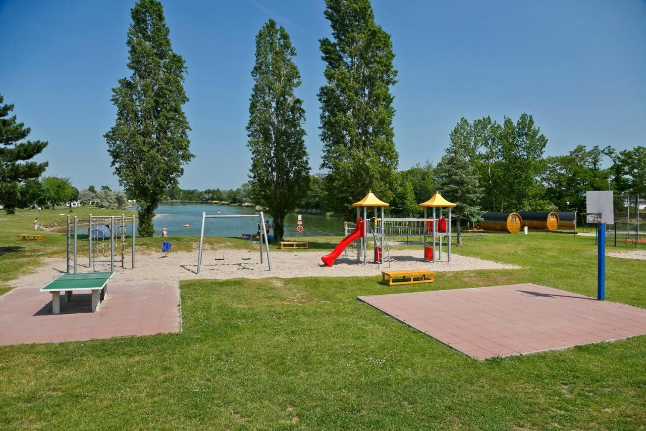 Knaus Campingpark バート・デュルクハイム エクステリア 写真